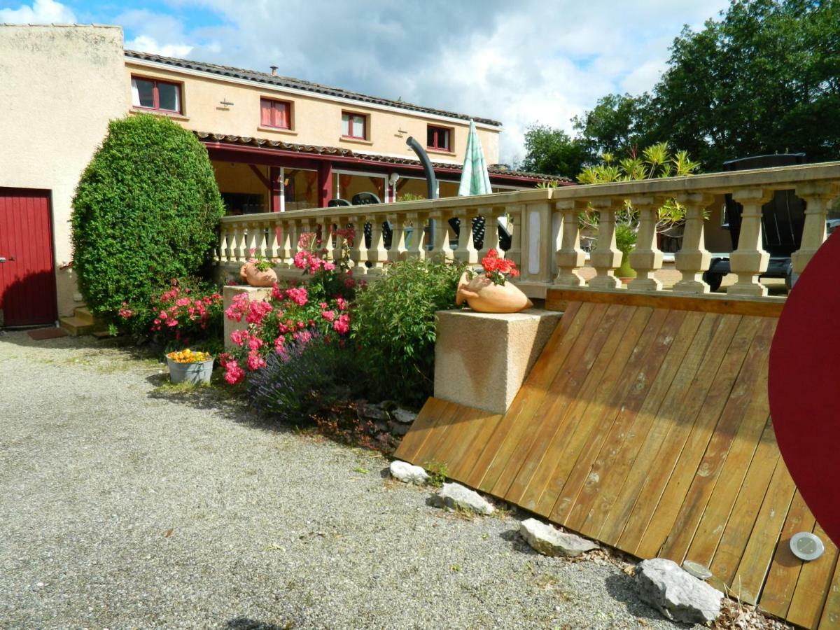 Les Gites Des Dryades Vers  Exteriör bild